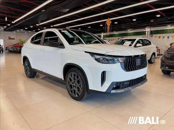 FIAT FASTBACK 1.0 TURBO 200 HYBRID IMPETUS CVT FIAT FASTBACK 1.0 TURBO 200 HYBRID IMPETUS CVT